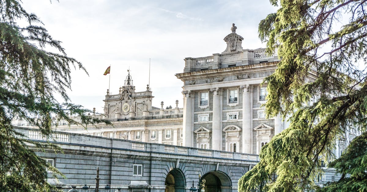 Paleis Madrid: Een Koninklijke Ontdekkingstocht
