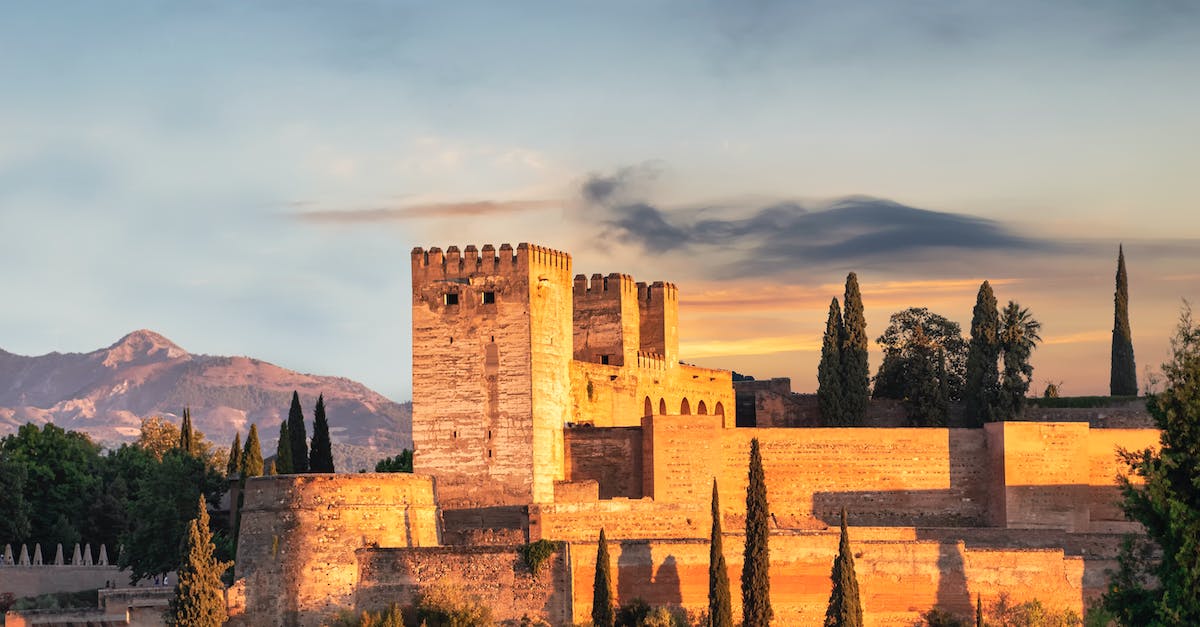 Alcazaba: Ontdek de Moorse Vesting