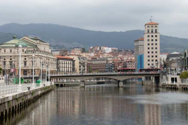 La Ribera Bilbao: Mijn Gids voor Deze Wijk