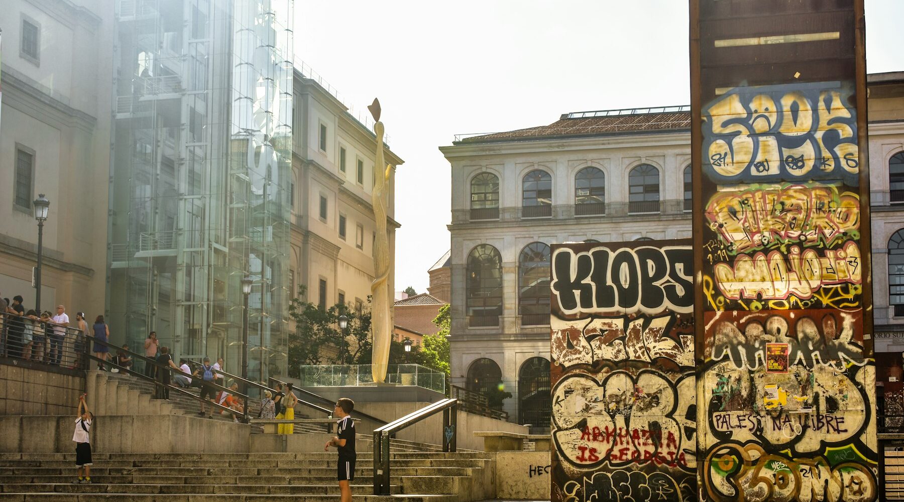 Museum Reina Sofia: Mijn Gids Voor Een Bezoek