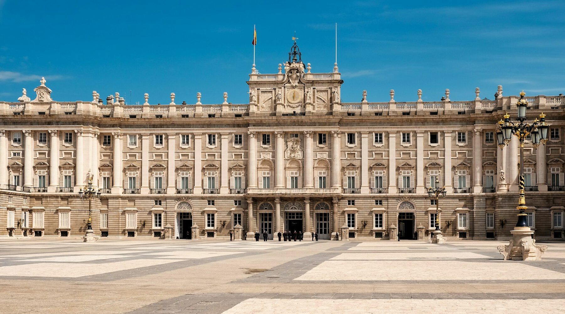 Palacio Madrid: Ontdek de Koninklijke Pracht