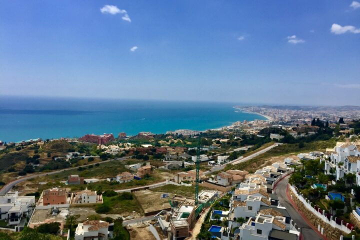 Waar Ligt Benalmádena in Spanje: Ontdek de Locatie