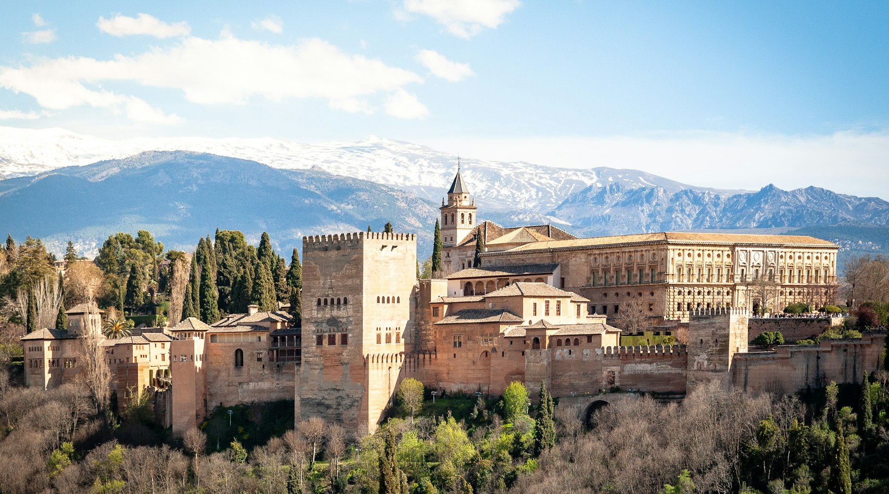 Wat te doen in Granada: Alhambra, Albaicín en gratis tapas